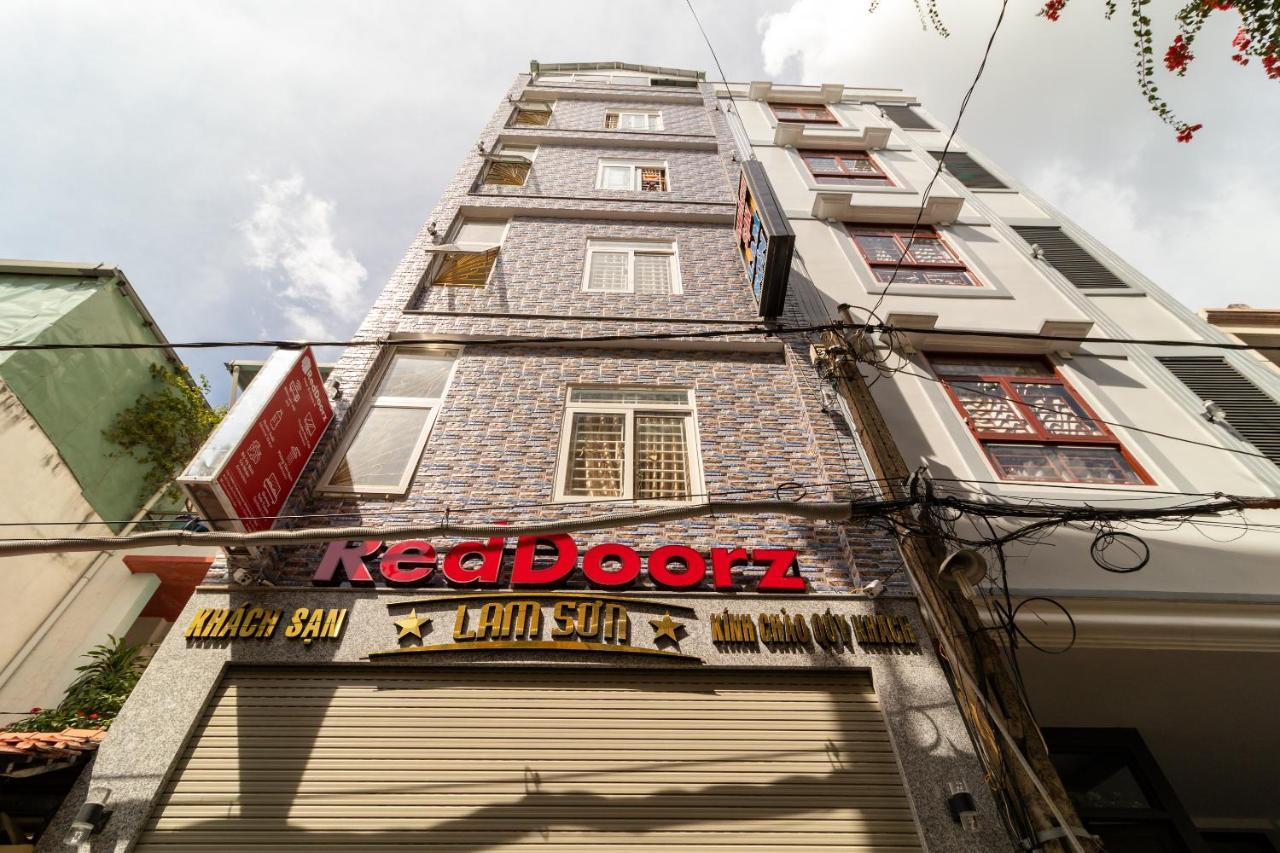 Reddoorz Near Etown 4 Hotel Cidade de Ho Chi Minh Exterior foto