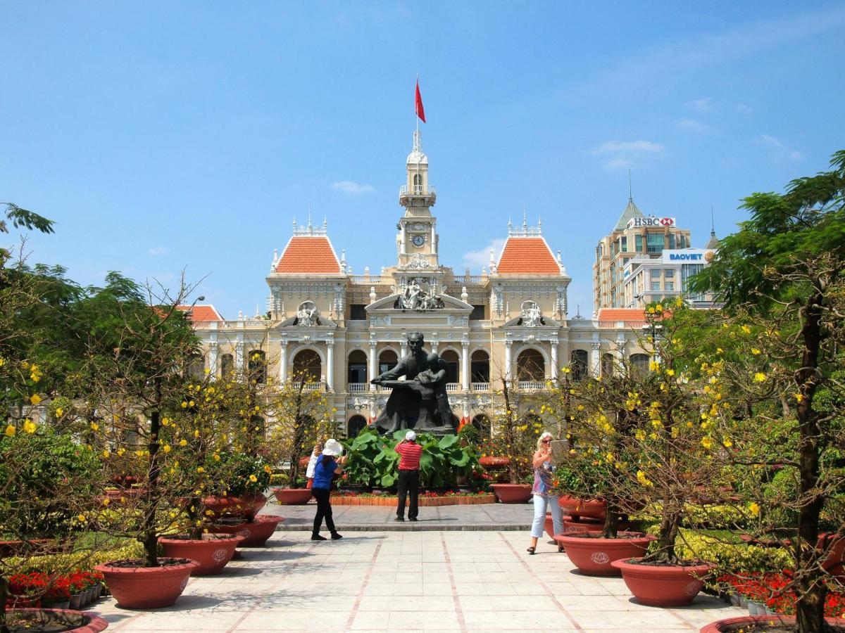 Reddoorz Near Etown 4 Hotel Cidade de Ho Chi Minh Exterior foto
